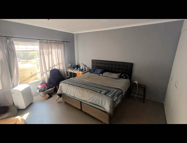 2 BEDROOM FREESTANDING FOR SALE IN LYTTELTON MANOR